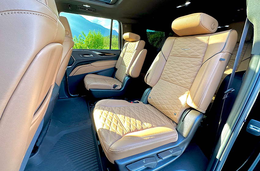 CADILLAC ESCALADE ESV PLATNIUM