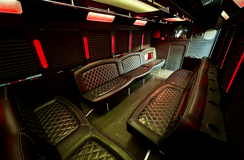 FORD E450 TIFFANY LIMO BUS