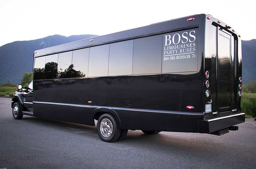 FORD F550 EXECUTIVE ECB33 LIMO BUS