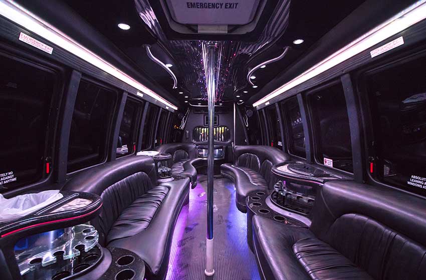 FORD F550 KRYSTAL KK33 LIMO BUS