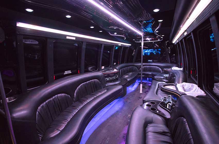 FORD F550 KRYSTAL KK33 LIMO BUS