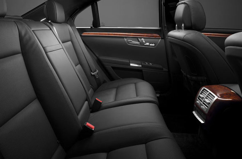 MERCEDES S550 4 MATIC SEDAN